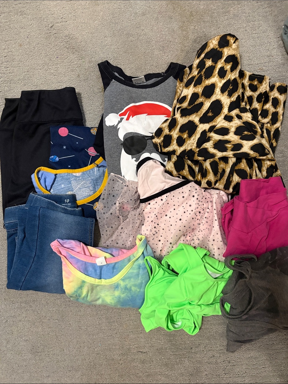 132- 10 piece clothing bundle girls 10/12